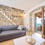 Casa Minalu Holiday home *